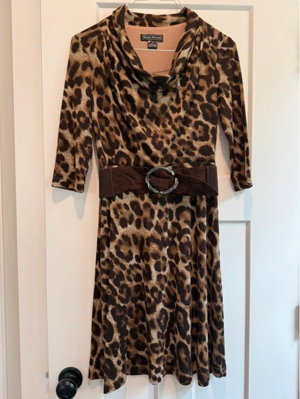 Jessica Howard Leopard Print Midi Dress Size 6P with Belt